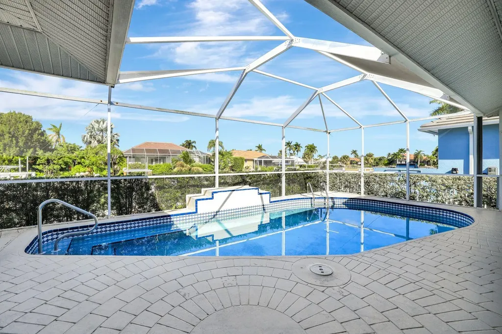 910 Ivory Court Marco Island FL 34145