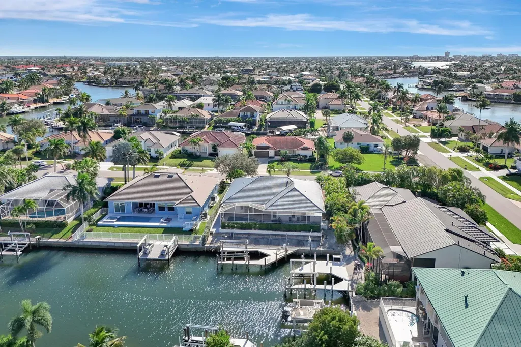 910 Ivory Court Marco Island FL 34145