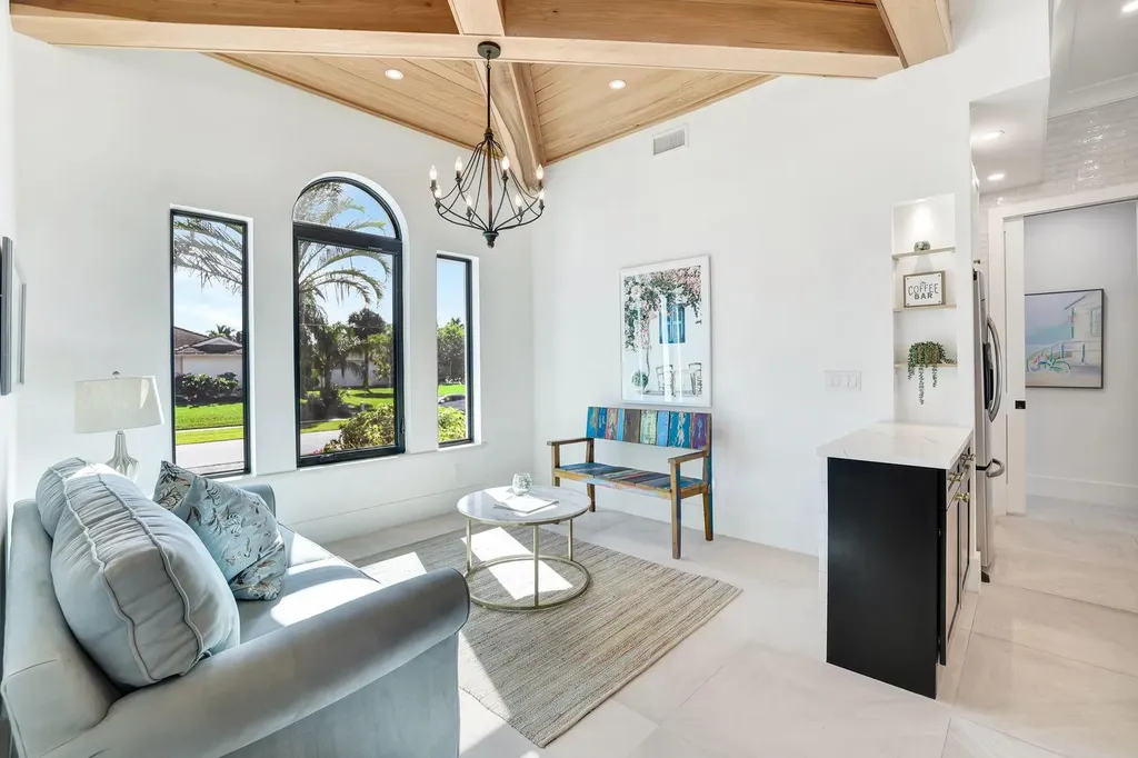 910 Ivory Court Marco Island FL 34145