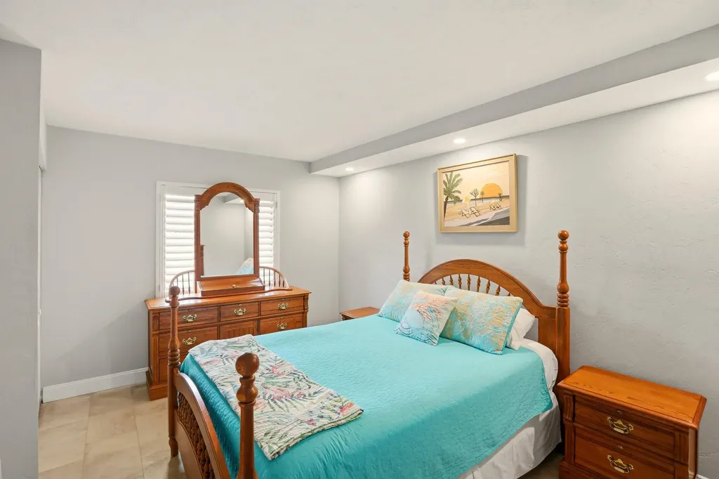 1085 Bald Eagle Drive Marco Island FL 34145