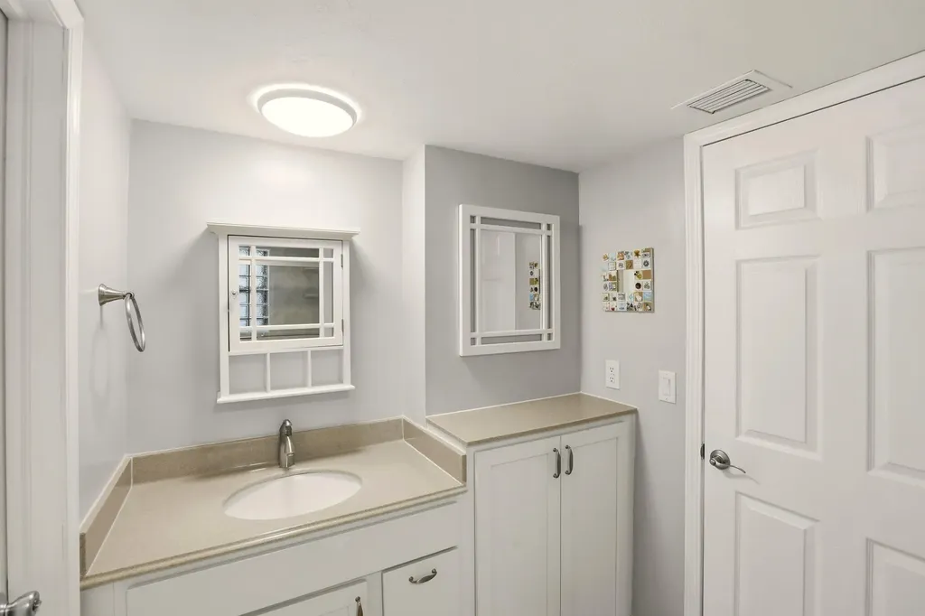 1085 Bald Eagle Drive Marco Island FL 34145