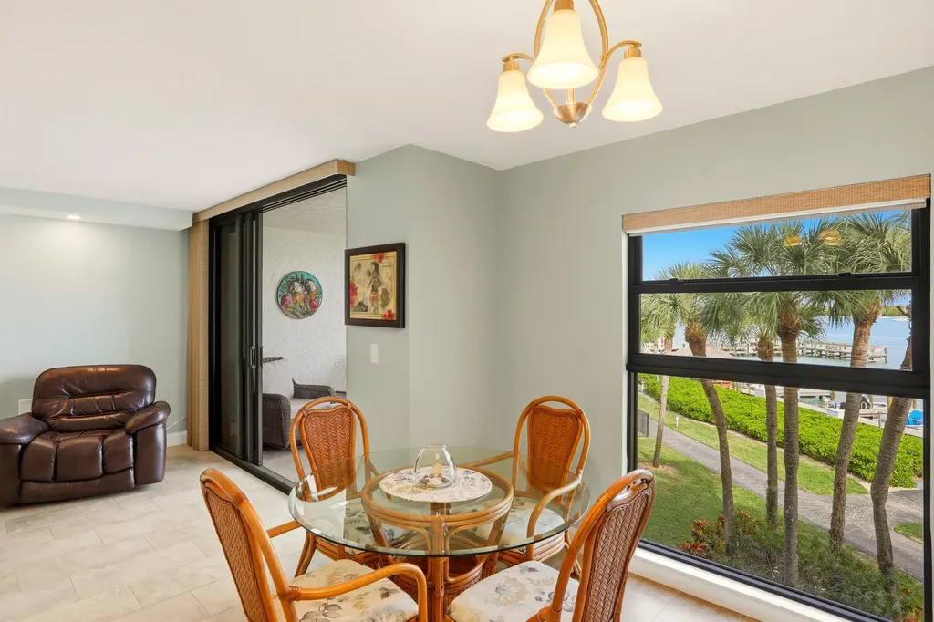 1085 Bald Eagle Drive Marco Island FL 34145