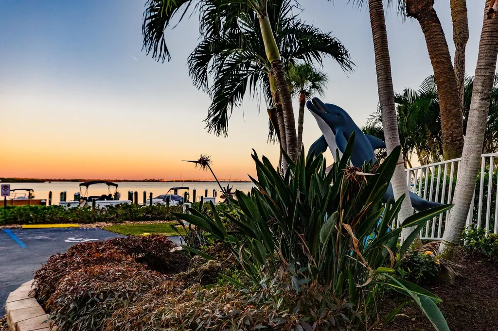 1085 Bald Eagle Drive Marco Island FL 34145