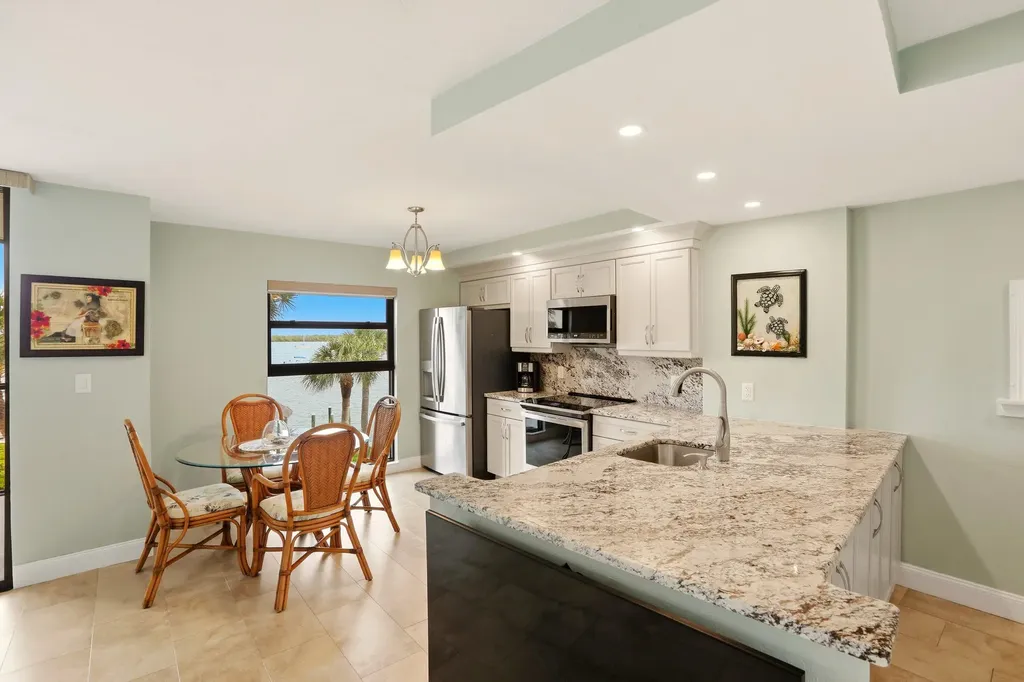 1085 Bald Eagle Drive Marco Island FL 34145