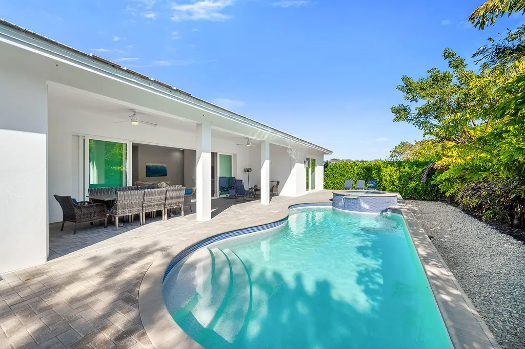 445 S Heathwood Drive Marco Island FL 34145