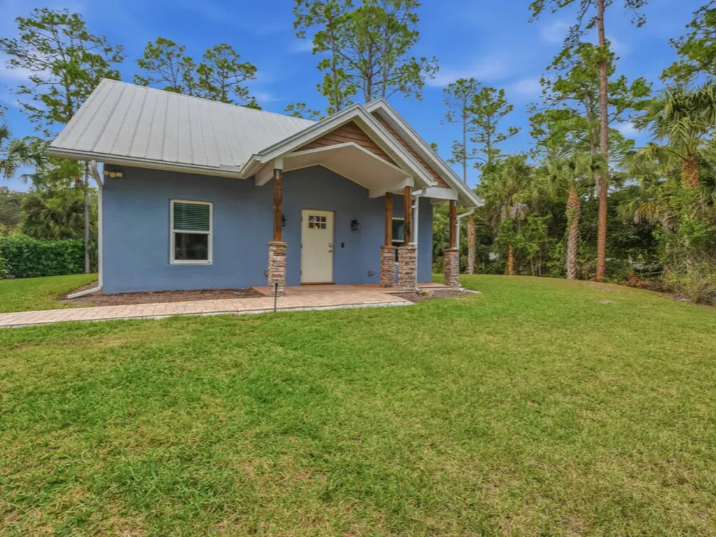 2053 17th Street SW Naples FL 34117