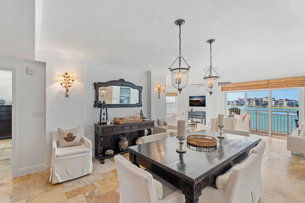 1204 Edington Marco Island FL 34145