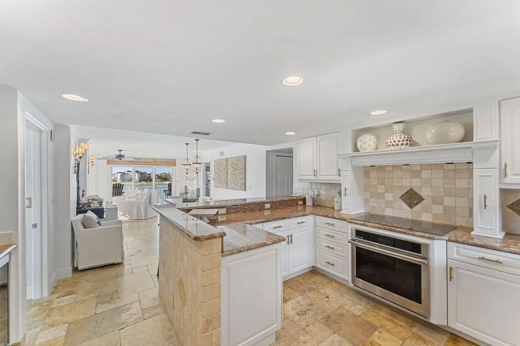 1204 Edington Marco Island FL 34145