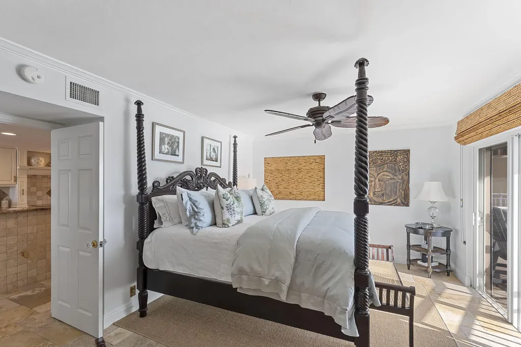 1204 Edington Marco Island FL 34145