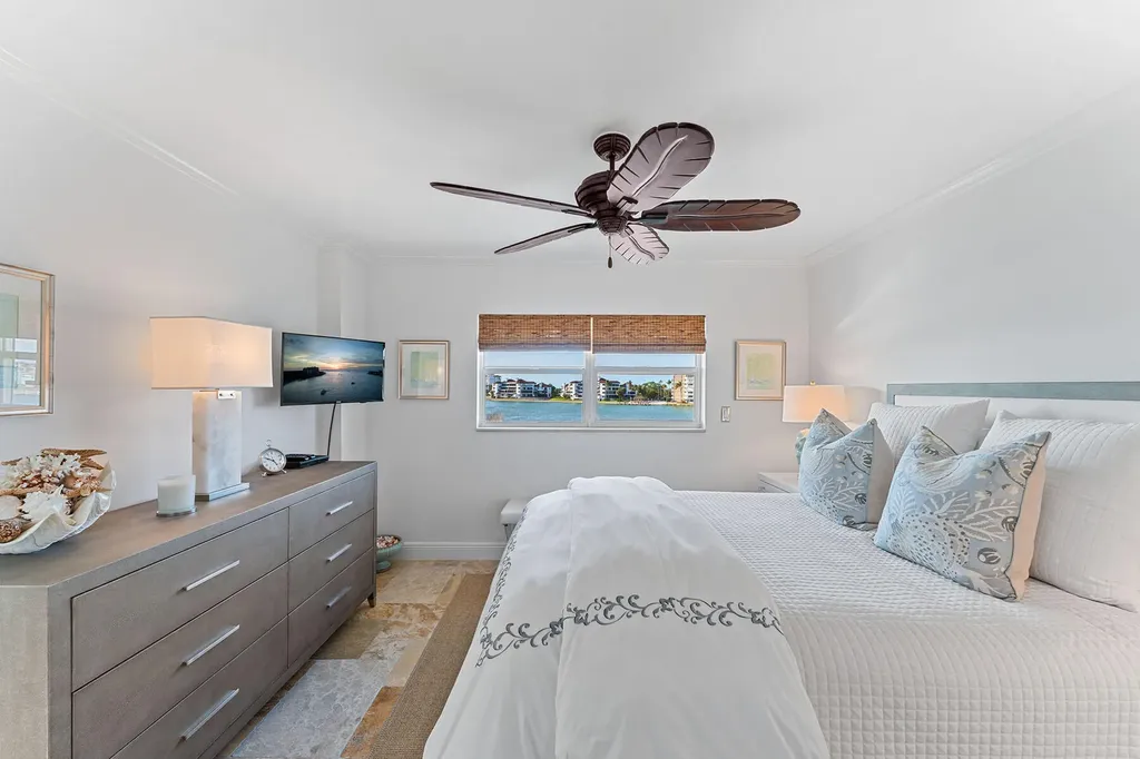 1204 Edington Marco Island FL 34145