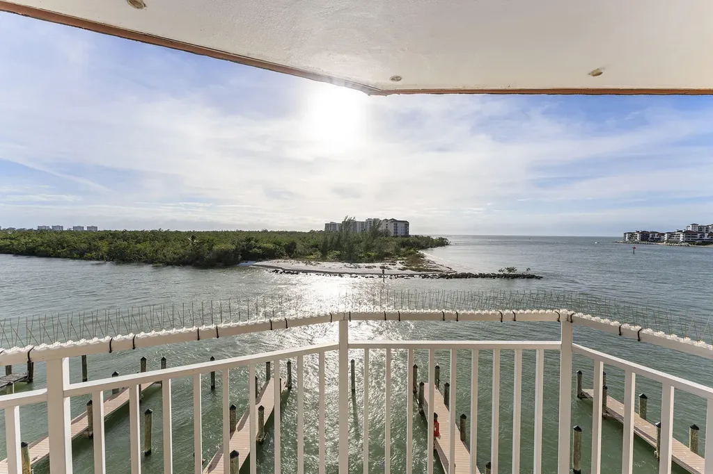 1204 Edington Marco Island FL 34145