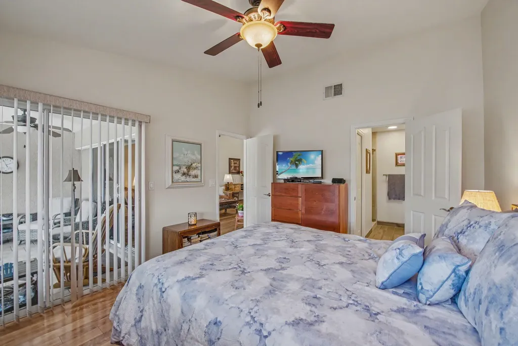 110 Tanglewood Court Naples FL 34113