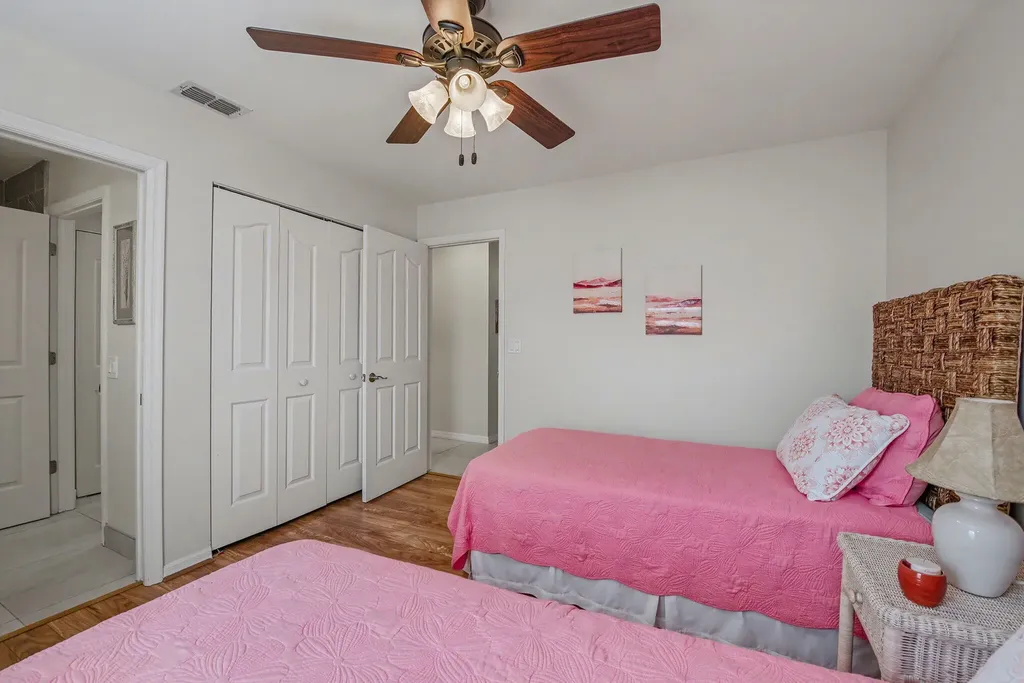 110 Tanglewood Court Naples FL 34113