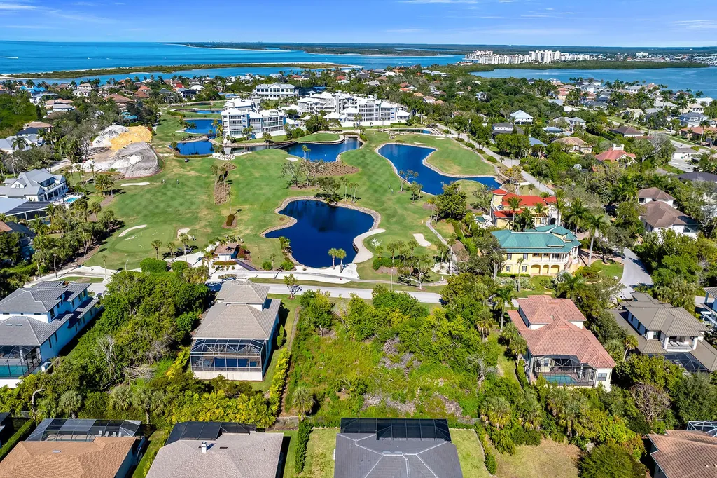 Marco Island FL, 335 S Hideaway Circle