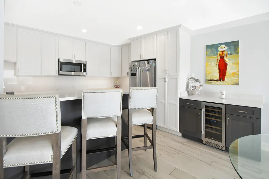 60 W Pelican Street W Naples FL 34113