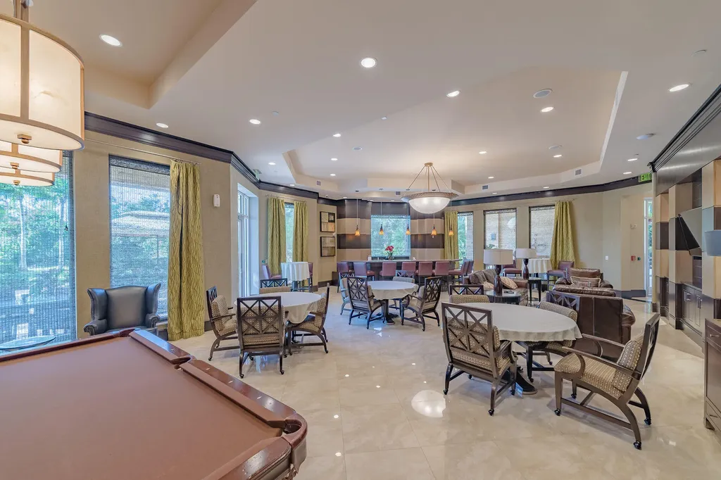 1065 Borghese Lane Naples FL 34114