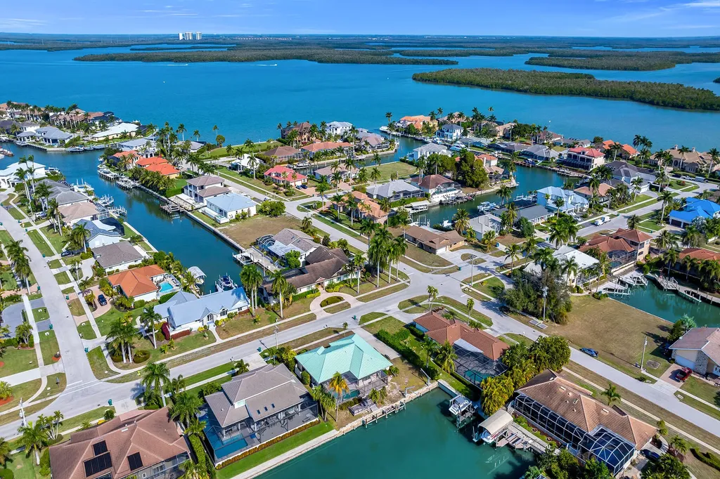 190 Dan River Court Marco Island FL 34145