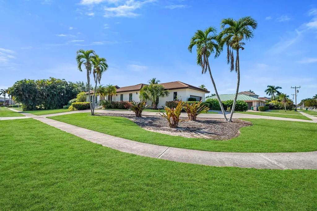 190 Dan River Court Marco Island FL 34145