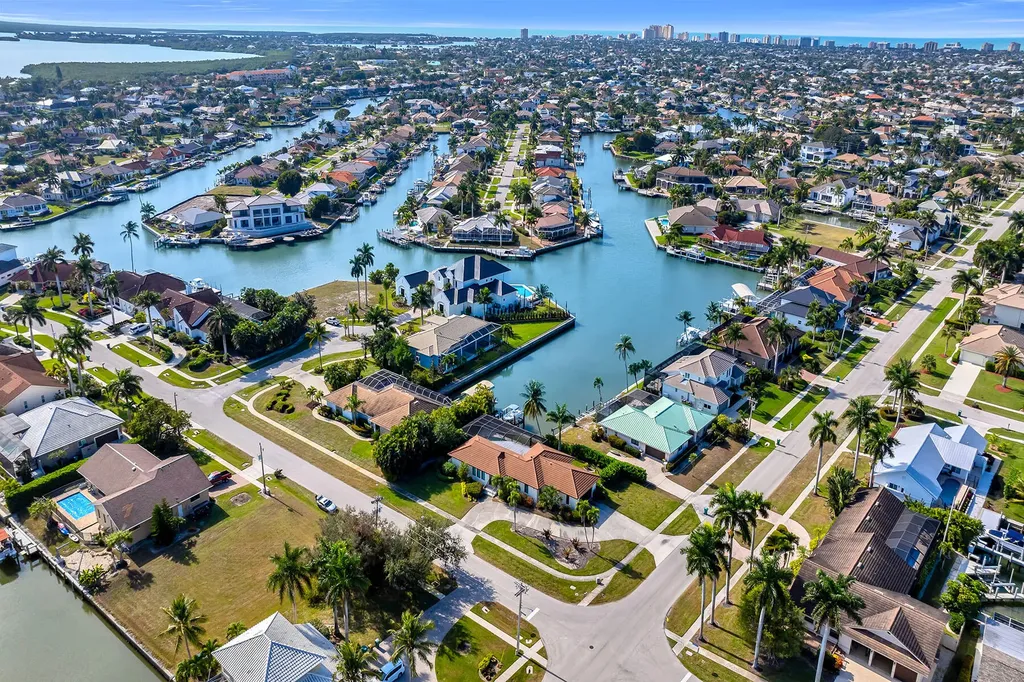 190 Dan River Court Marco Island FL 34145