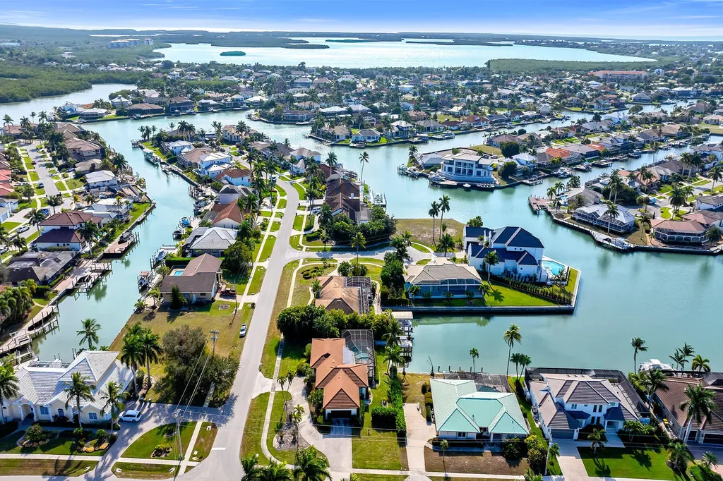 190 Dan River Court Marco Island FL 34145