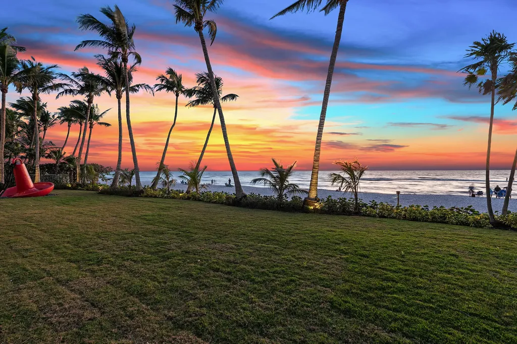 30 3rd Avenue S Naples FL 34102