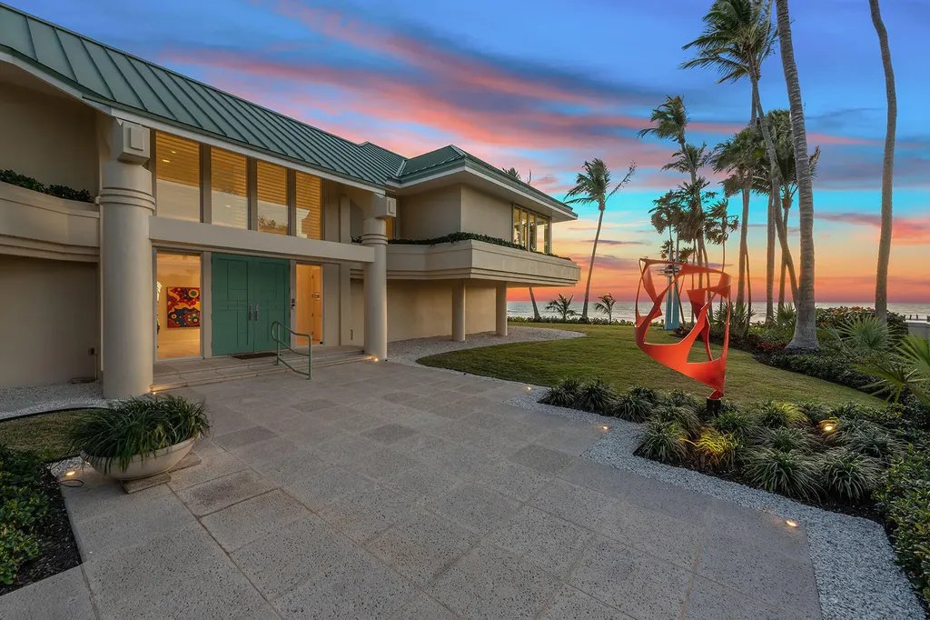 30 3rd Avenue S Naples FL 34102