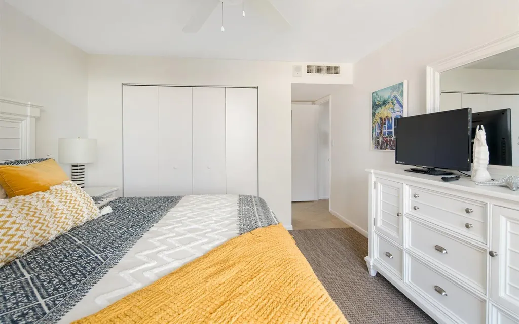 380 Seaview Marco Island FL 34145