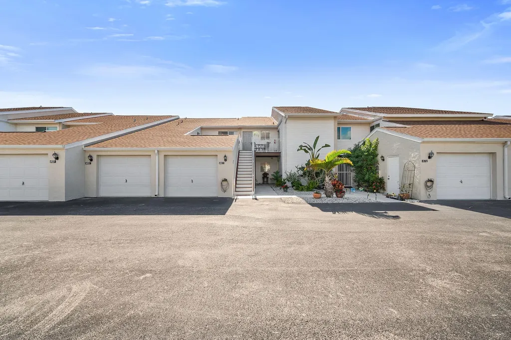 466 Bristle Cone Lane Naples FL 34113