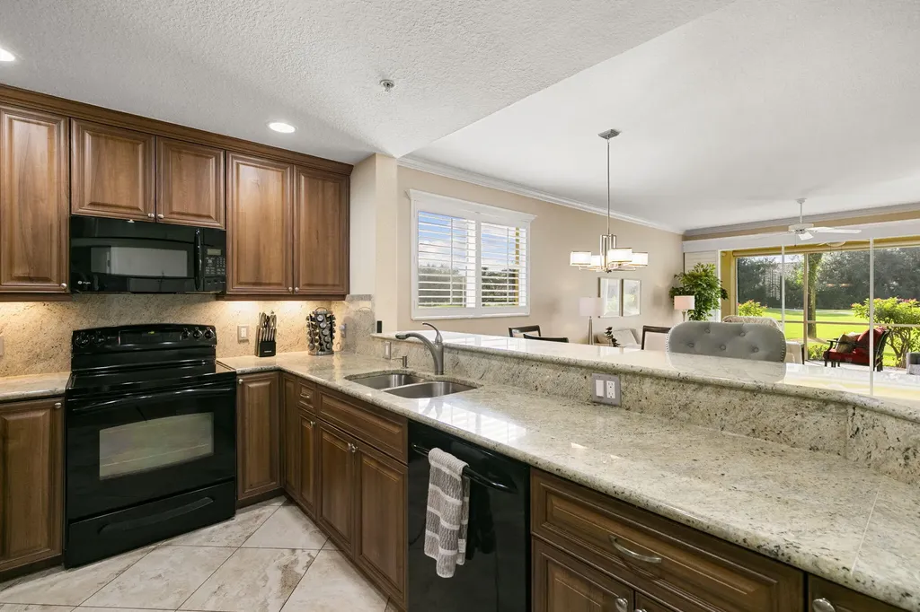 6820 Sterling Greens Place Naples FL 34104