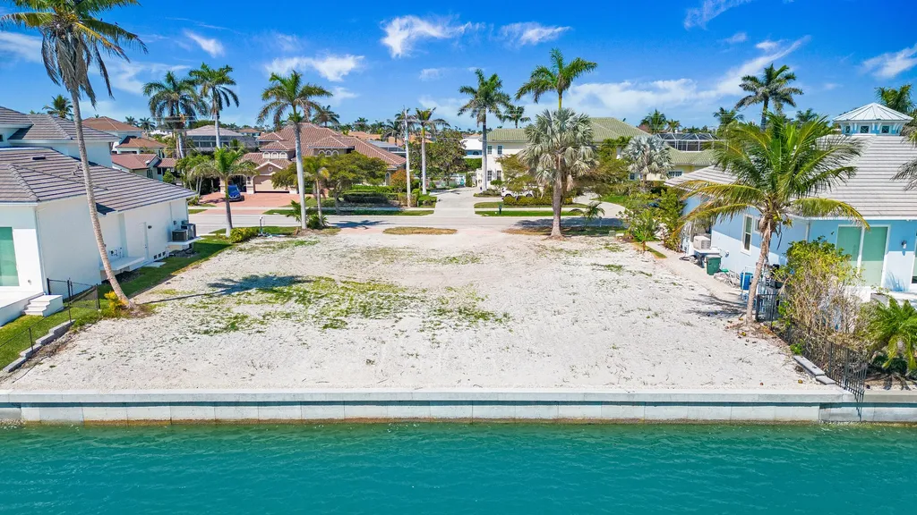 1293 Winterberry Drive Marco Island FL 34145