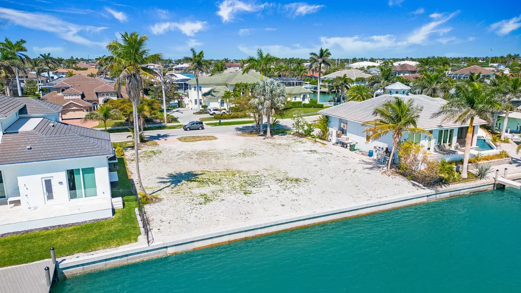 1293 Winterberry Drive Marco Island FL 34145