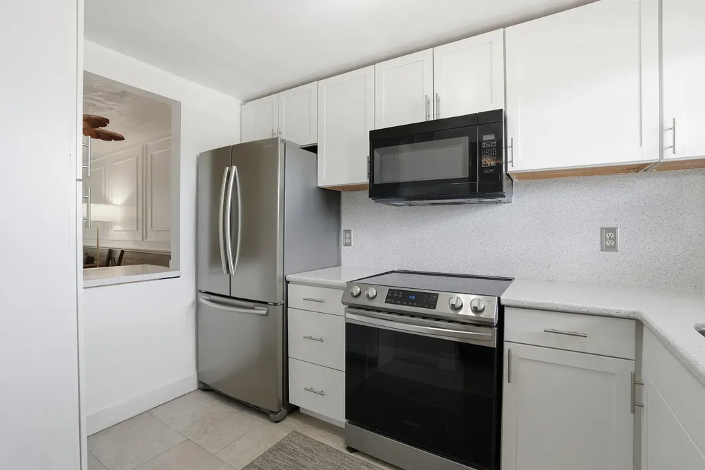 499 Forest Lakes Boulevard Naples FL 34105