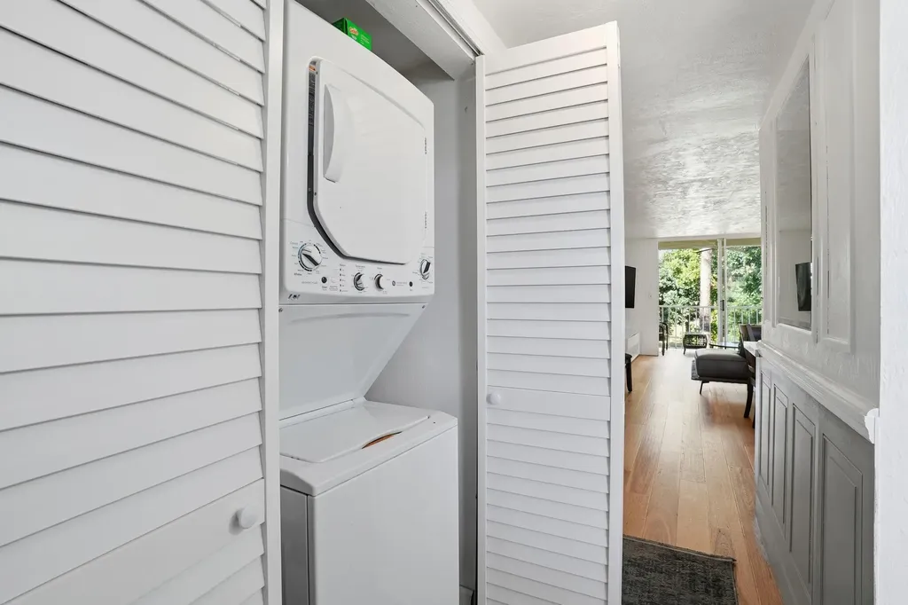 499 Forest Lakes Boulevard Naples FL 34105