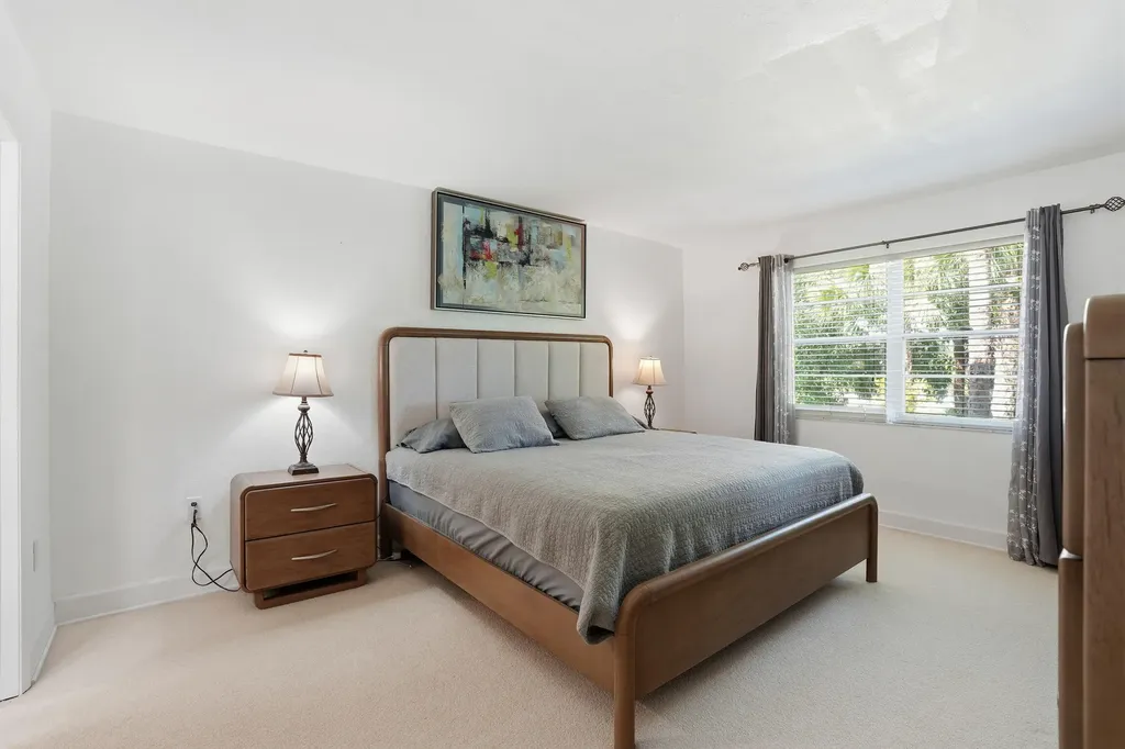 499 Forest Lakes Boulevard Naples FL 34105