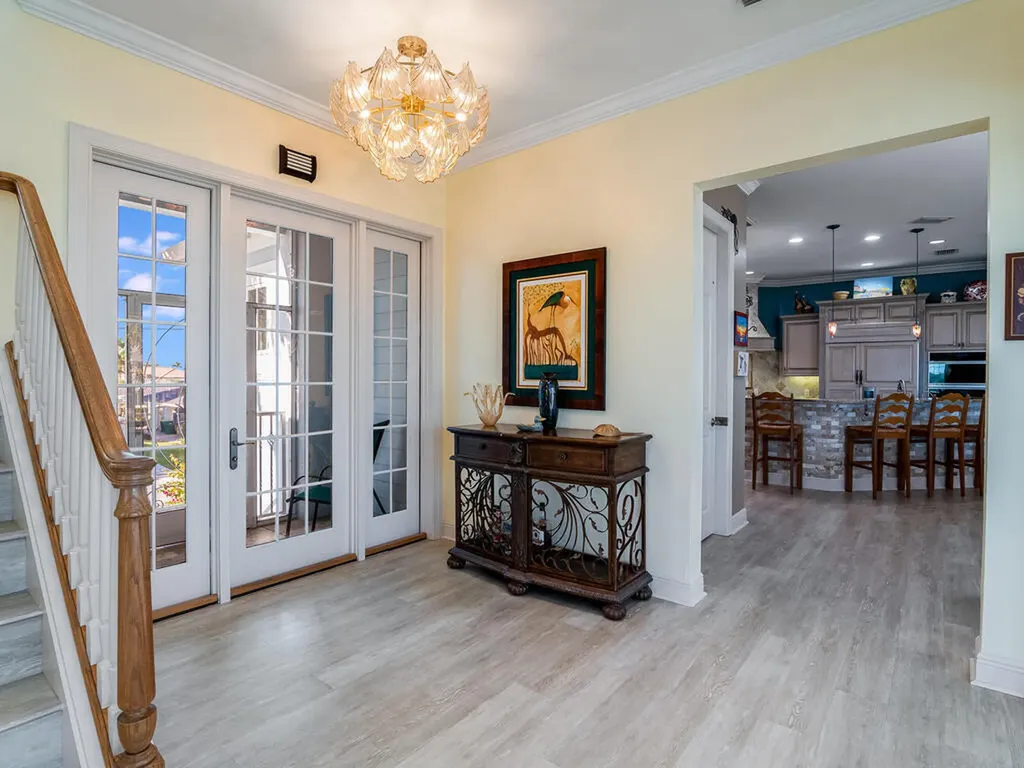 167 San Salvador Street Naples FL 34113