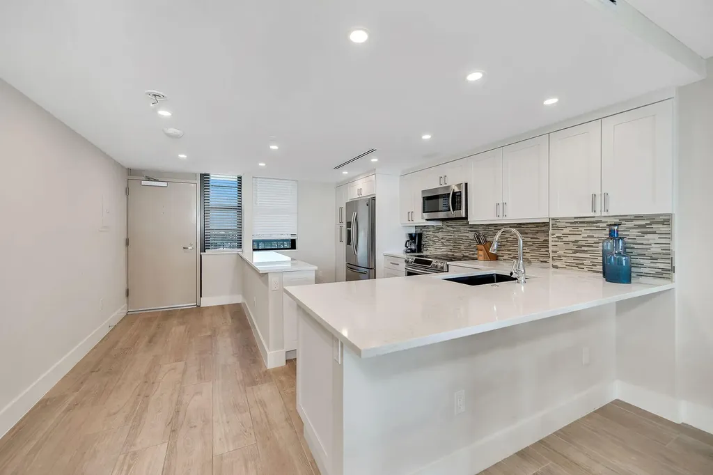 380 Seaview Court Marco Island FL 34145