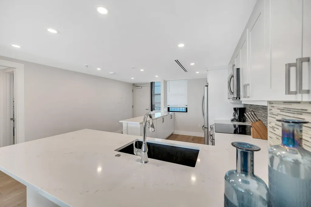 380 Seaview Court Marco Island FL 34145