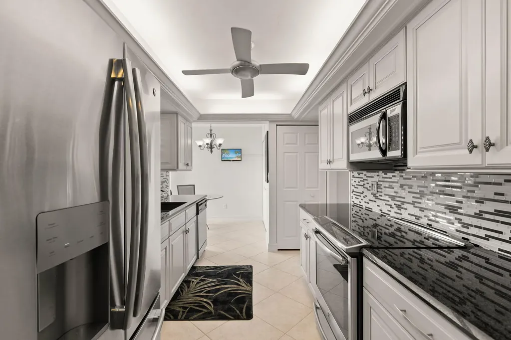 931 Collier Court Marco Island FL 34145