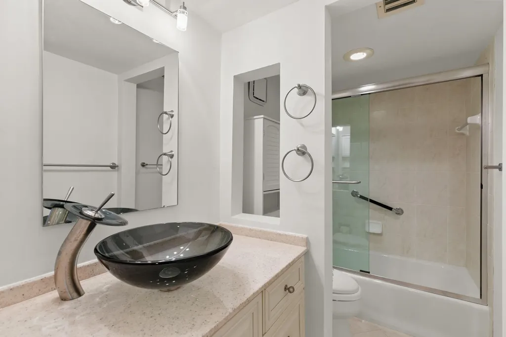 931 Collier Court Marco Island FL 34145