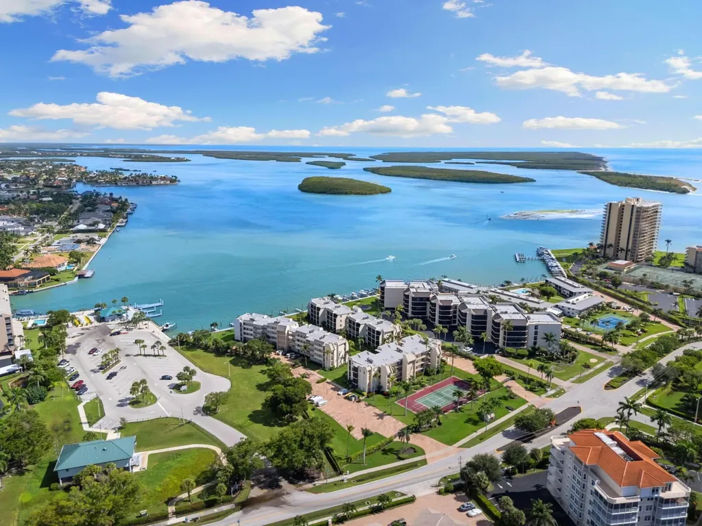 931 Collier Court Marco Island FL 34145