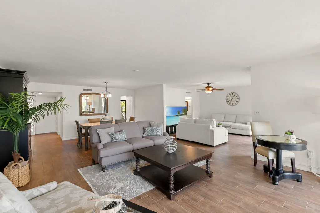 931 Collier Court Marco Island FL 34145