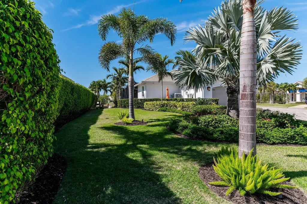 1015 Goldenrod Avenue Marco Island FL 34145