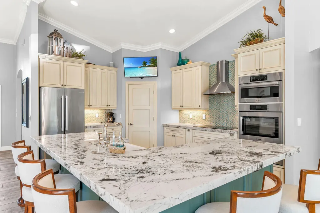 1015 Goldenrod Avenue Marco Island FL 34145