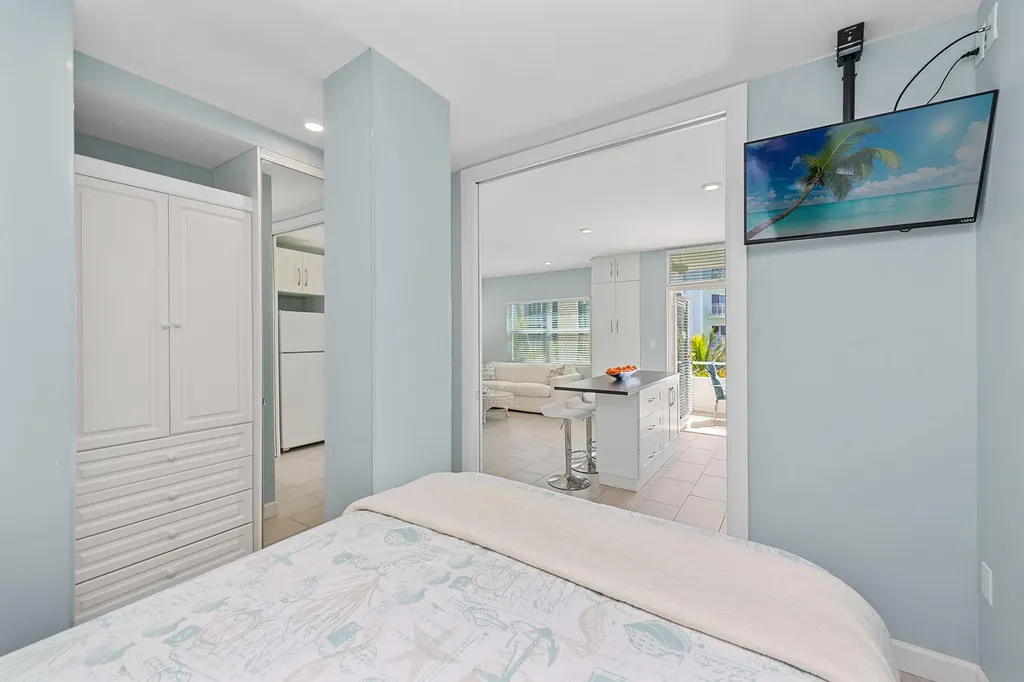 220 Seaview Court Marco Island FL 34145