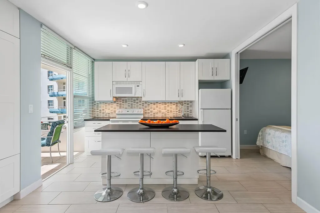 220 Seaview Court Marco Island FL 34145