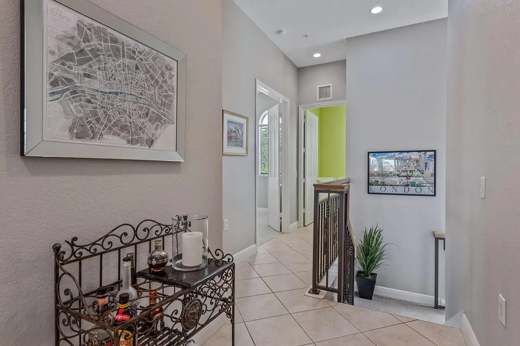 9267 Museo Circle Naples FL 34114