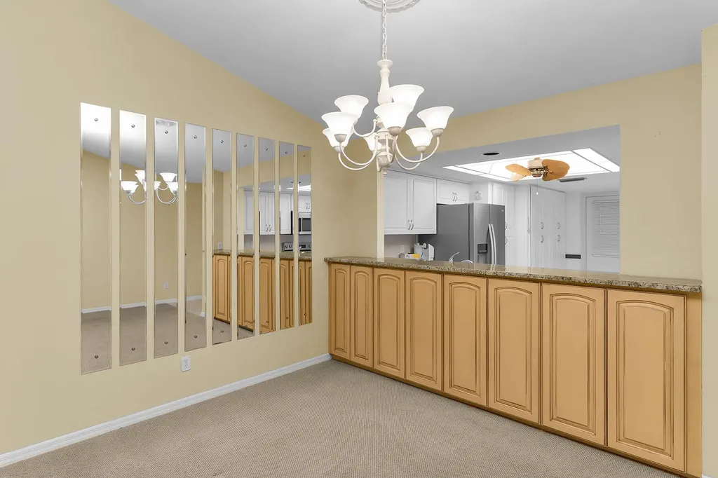 608 Kings Way Naples FL 34104