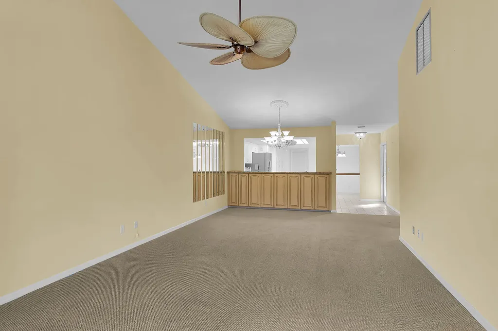 608 Kings Way Naples FL 34104