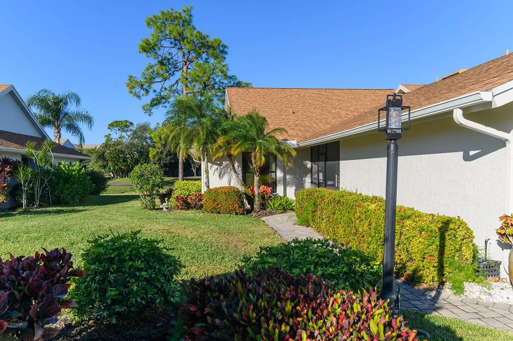 608 Kings Way Naples FL 34104