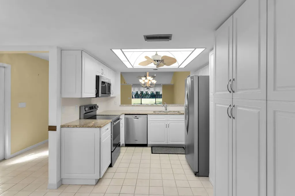 608 Kings Way Naples FL 34104